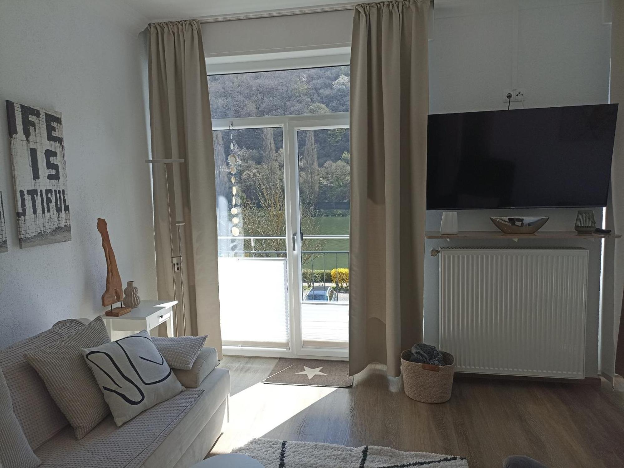 Haus Mosel Apartment Klotten Exterior photo