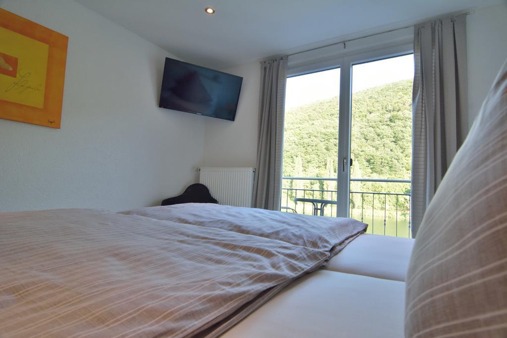 Haus Mosel Apartment Klotten Room photo